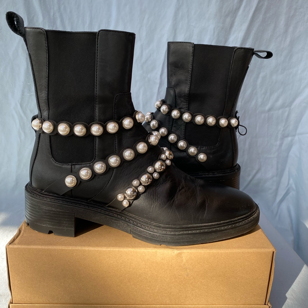 Zara Pearl-Embellished Women's Boot Size 10 Us